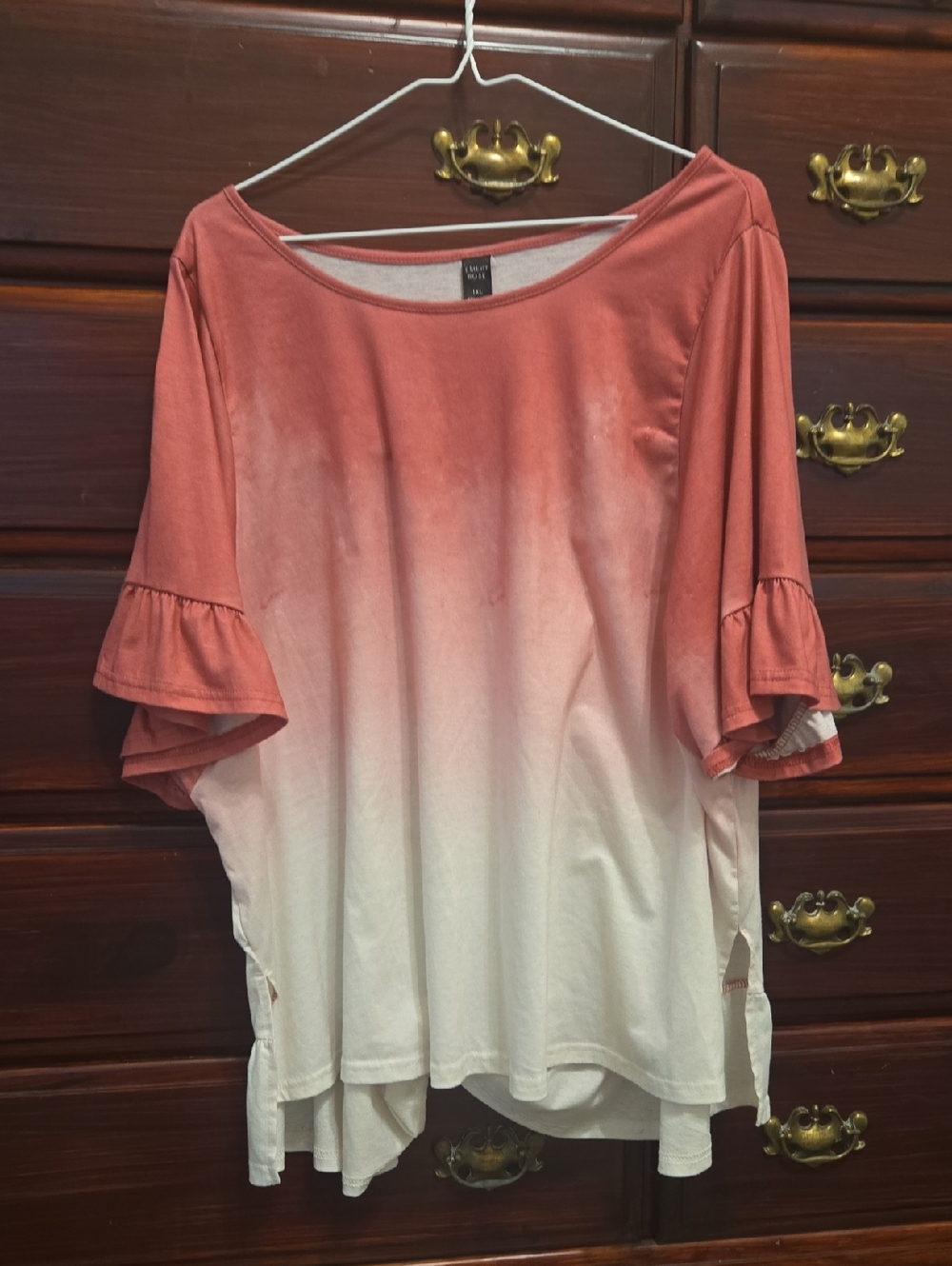 Emery Rose Ombre Ruffle Short Sleeve Top-Hot Pink to White Size 1XL